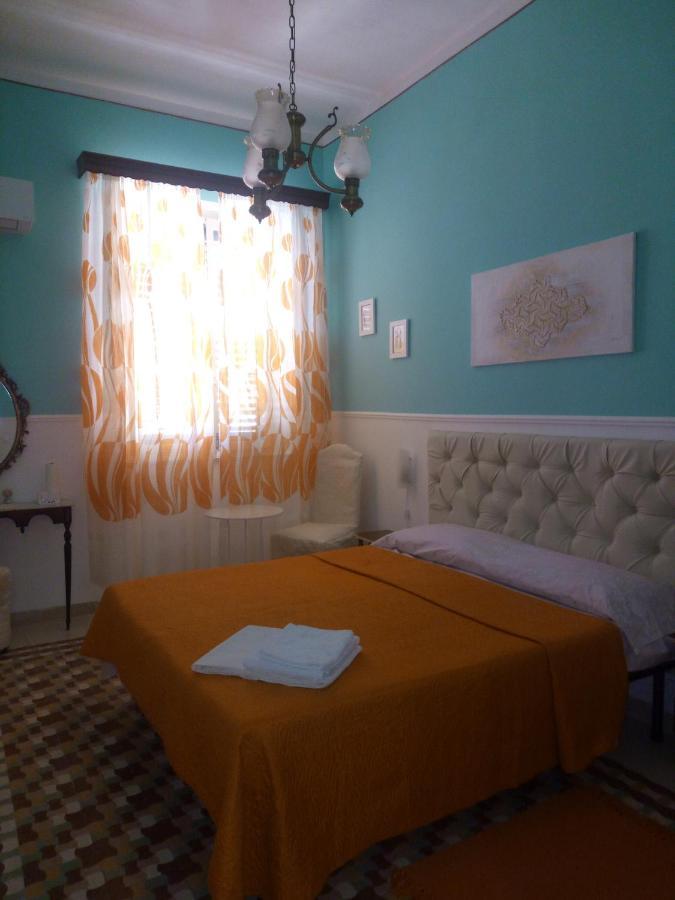 تراباني B&B Mariupol المظهر الخارجي الصورة